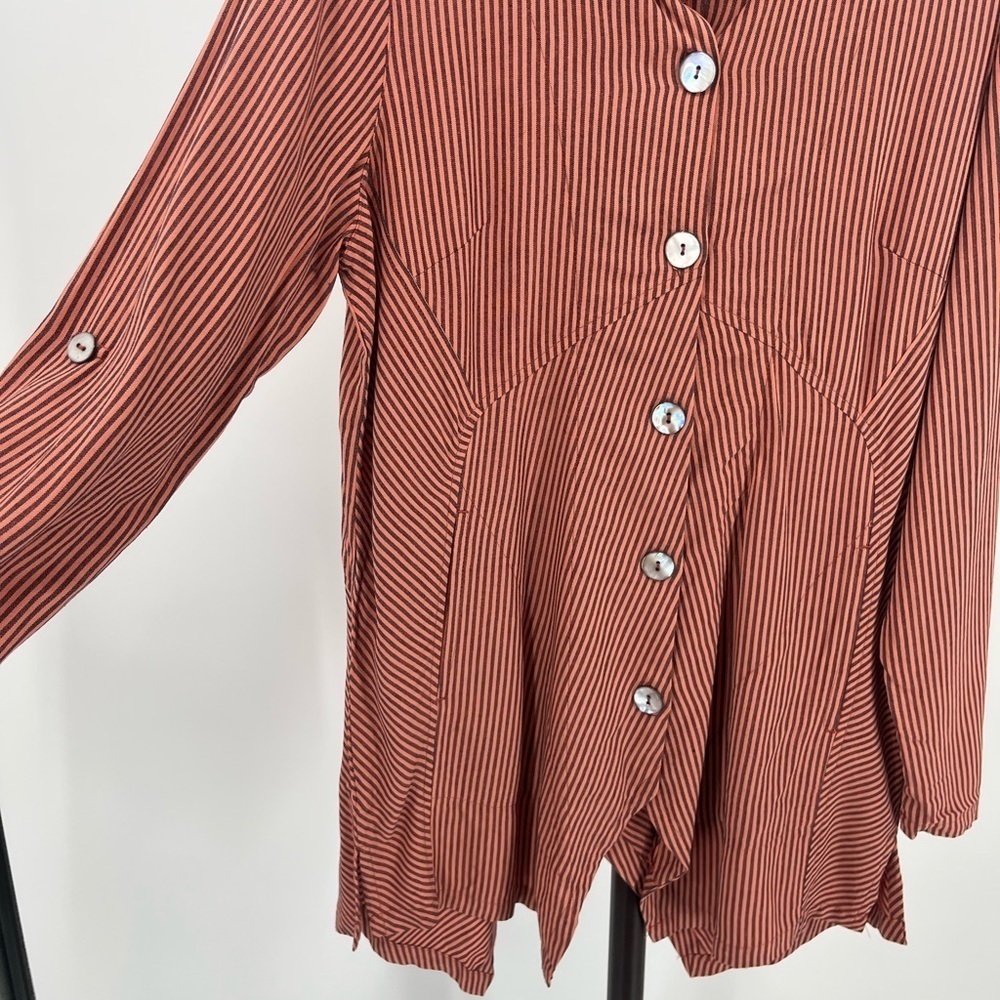 Striped Button-Up Women's Top - Picture 3 of 9